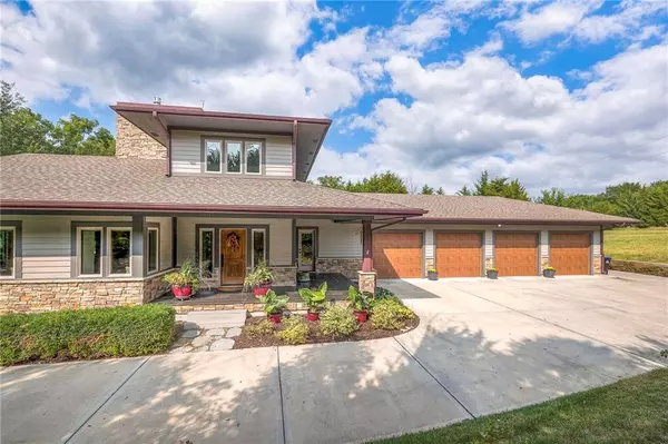 18402 W 64th ST, Shawnee, KS 66218