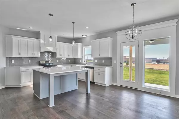 16426 S Elmridge ST, Olathe, KS 66062