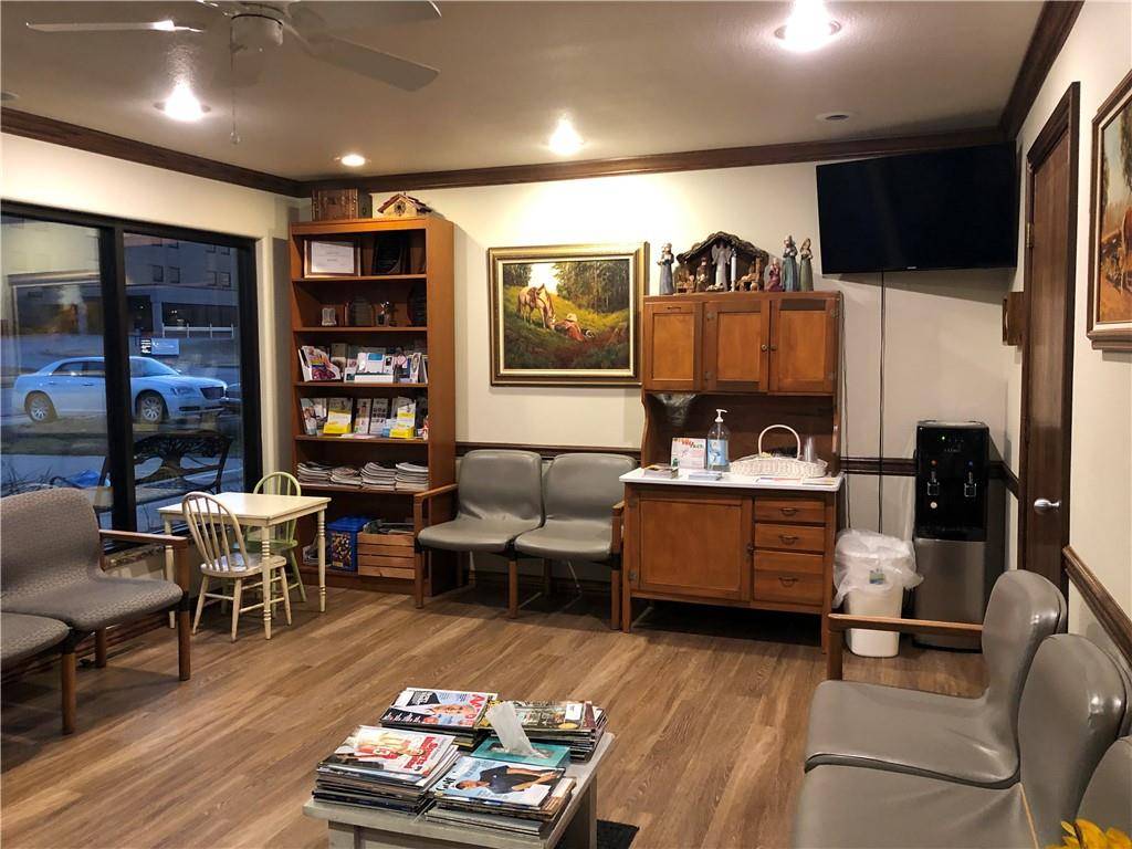 Coffeyville, KS 67337,1505 W 4th ST