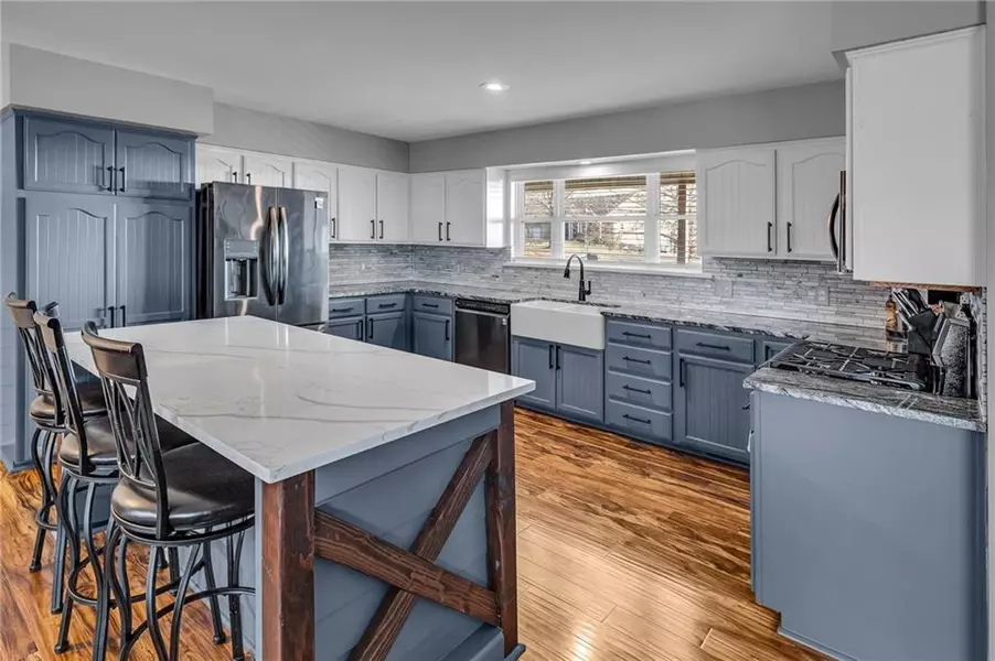 25011 164th ST, Leavenworth, KS 66048
