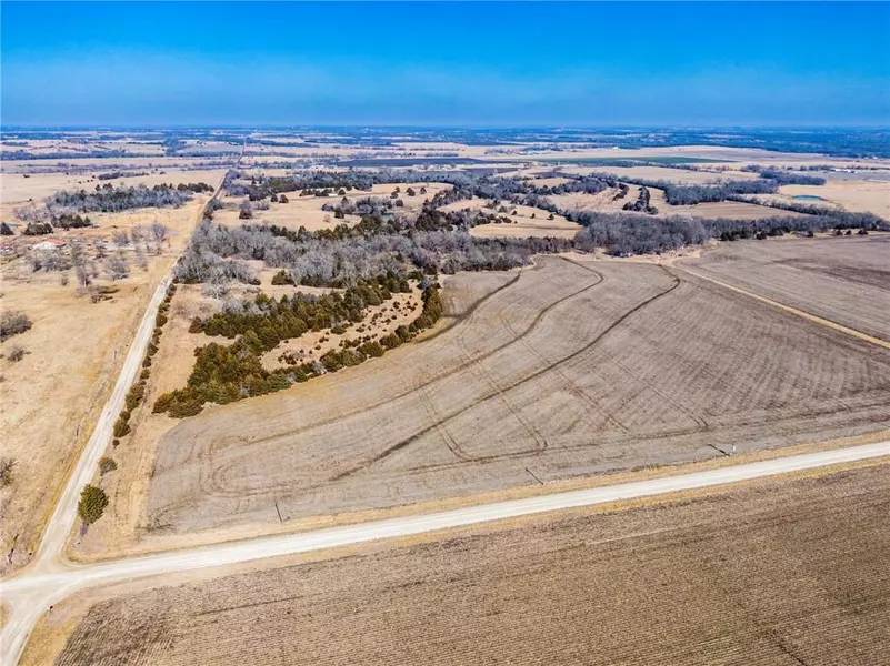 935 Georgia RD, Williamsburg, KS 66095