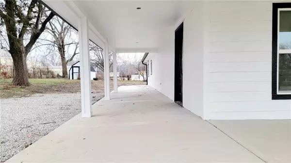 Mound City, KS 66056,619 Main ST