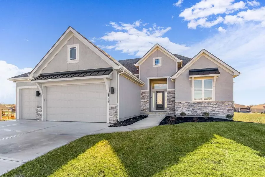 10755 Genesis DR, Parkville, MO 64152