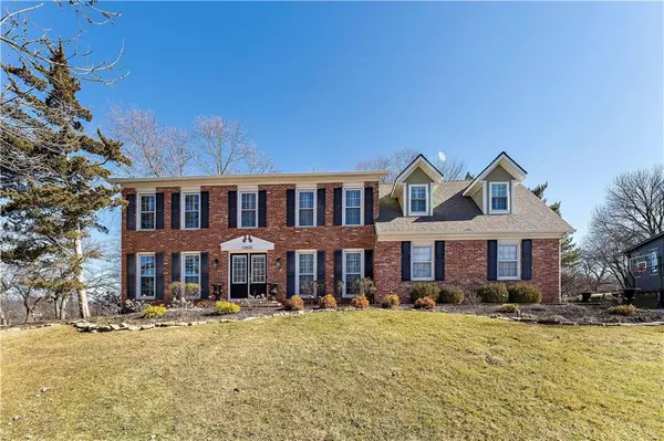 Leawood, KS 66209,12405 Howe DR