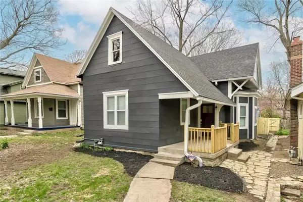 4123 Oak ST, Kansas City, MO 64111