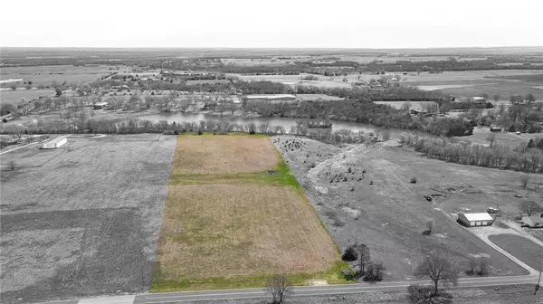 Ottawa, KS 66067,2855 Nebraska RD