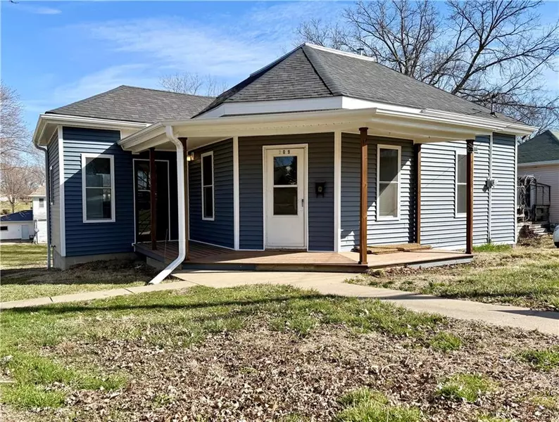 309 E Edwards ST, Maryville, MO 64468