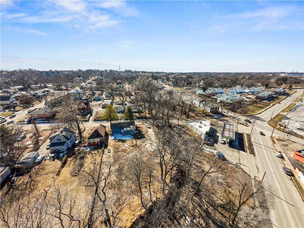 Kansas City, MO 64127,5434 E 11th ST