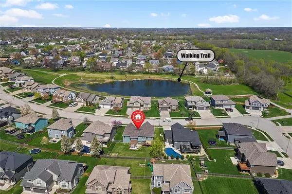 Greenwood, MO 64034,805 BELLFLOWER LN