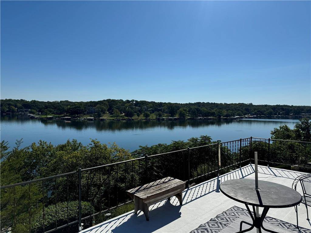 Lake Lotawana, MO 64086,30 M ST