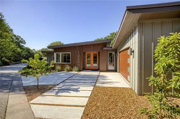 Parkville, MO 64152,10600 Chateau LN