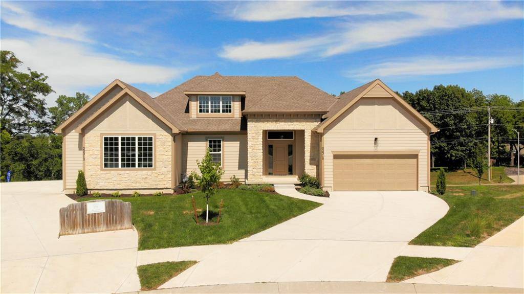 22312 W 76th ST, Shawnee, KS 66227