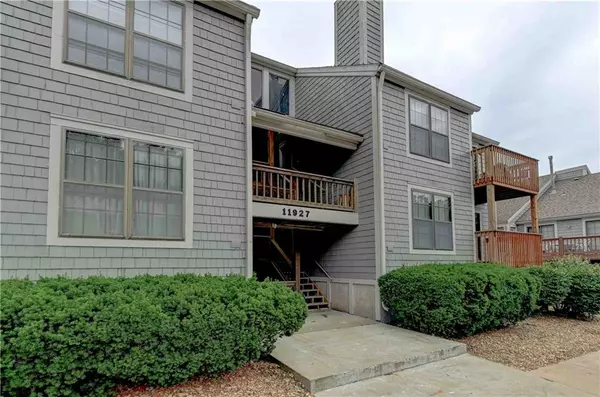 11927 W 58th TER #Unit K, Shawnee, KS 66216