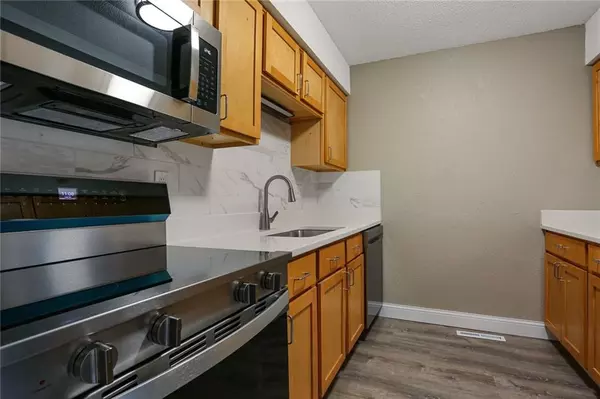 Kansas City, MO 64131,1744 E 97th ST