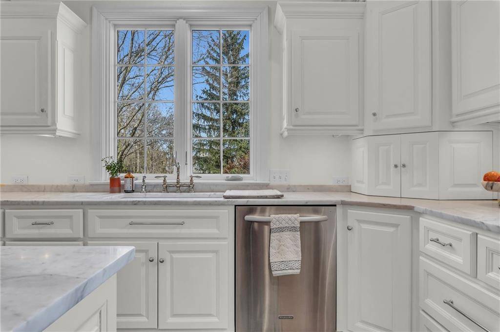 Leawood, KS 66211,2600 W 118th ST