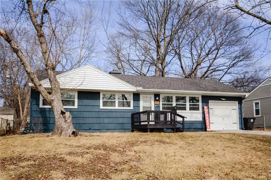 306 W Sunrise DR, Belton, MO 64012