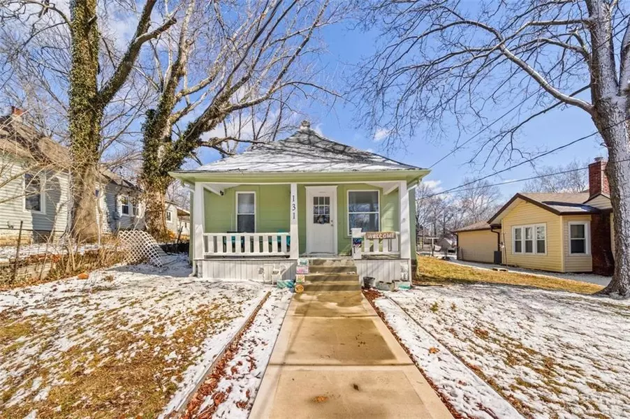 131 S Neconi AVE, Bonner Springs, KS 66012