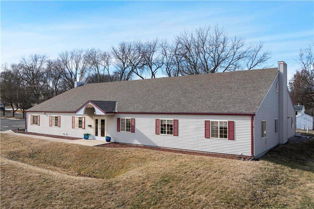 Lee's Summit, MO 64063,306 SE Wilson ST
