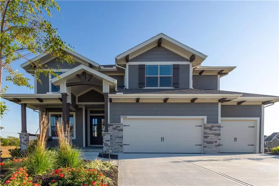 15459 W 171st PL, Olathe, KS 66062
