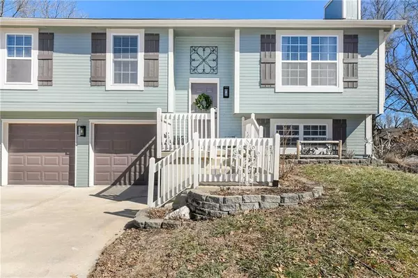 Lansing, KS 66043,504 Willow CT