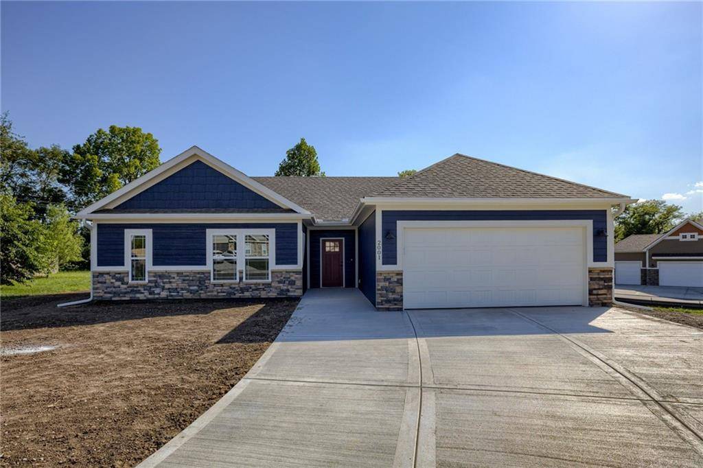 2001 Riverstone DR, Excelsior Springs, MO 64068