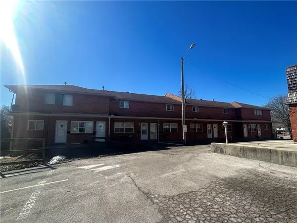 Raytown, MO 64133,6315-6333 Ash AVE