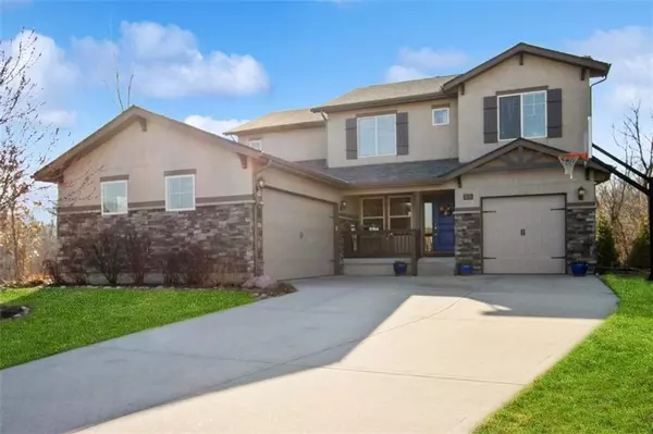 8131 NE 80th TER, Kansas City, MO 64158