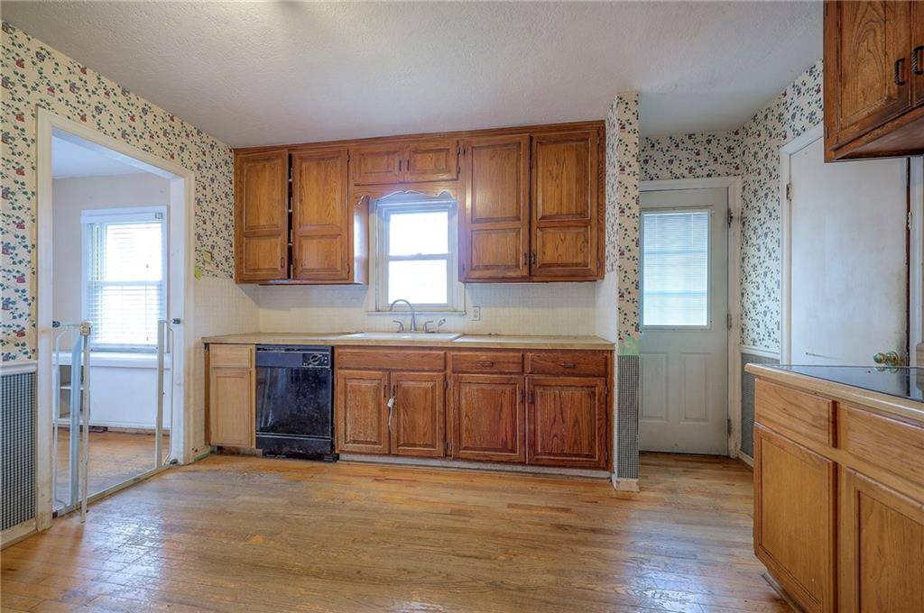 Shawnee, KS 66203,10821 W 62nd ST