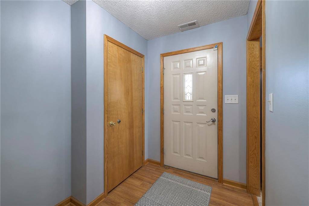 Raymore, MO 64083,614 Sun DR