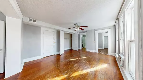 St Joseph, MO 64501,407 S 12th ST