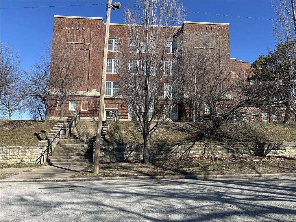 Kansas City, KS 66101,355 Troup AVE