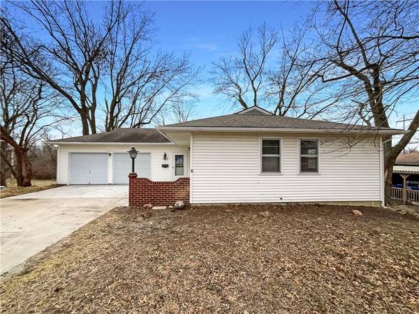 2805 Shearer RD, Kansas City, KS 66106