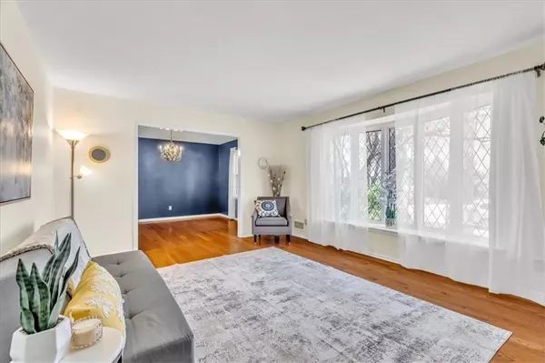 Kansas City, MO 64131,9722 Woodland LN