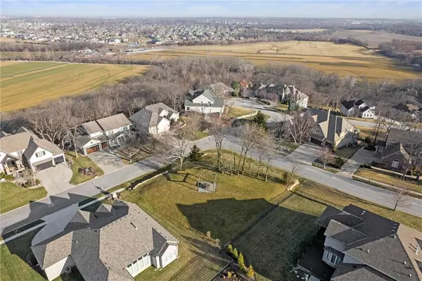 Overland Park, KS 66085,16201 Canterbury RD