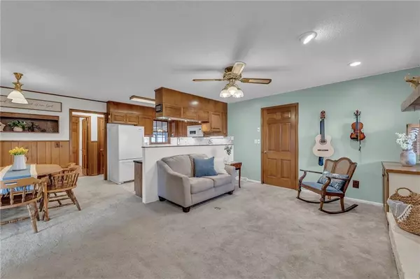 Excelsior Springs, MO 64024,2104 Lynn RD