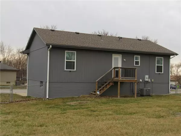 Harrisonville, MO 64701,621 Younger DR
