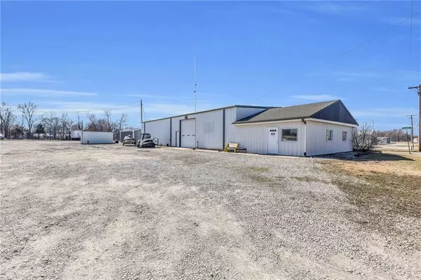 Ottawa, KS 66067,316 W Wilson ST