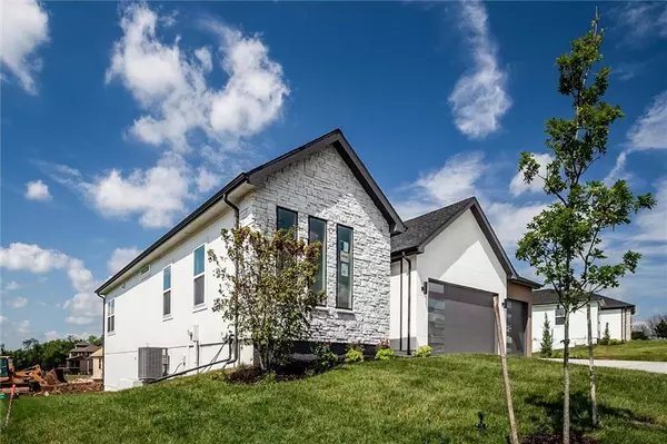 Blue Springs, MO 64029,2604 NE Crestview ST