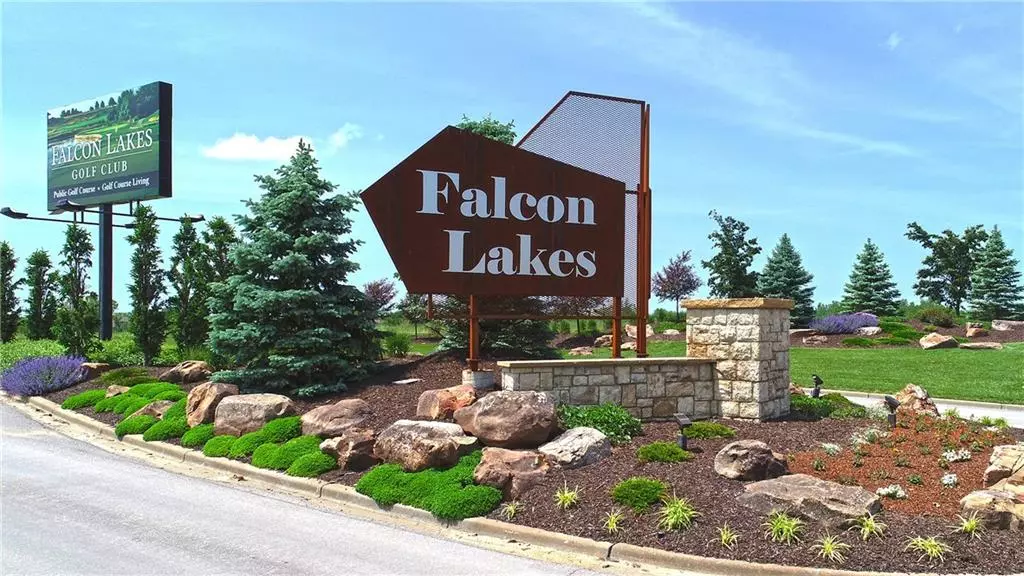 4151 Lake Shore DR, Basehor, KS 66007