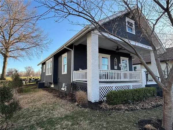 Higginsville, MO 64037,603 W 22nd ST