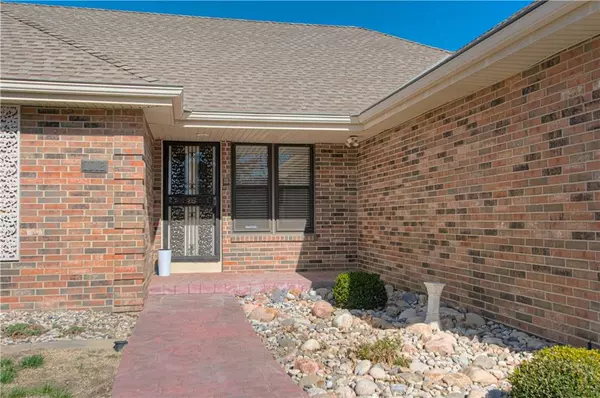 Gladstone, MO 64119,7012 N Benton CT