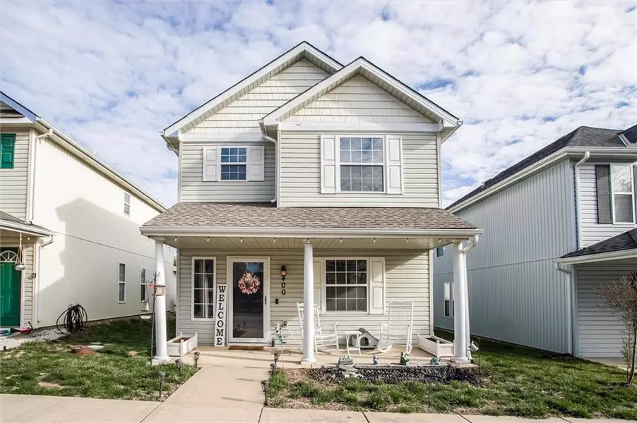 400 NE Coldwater Creek DR, Grain Valley, MO 64029