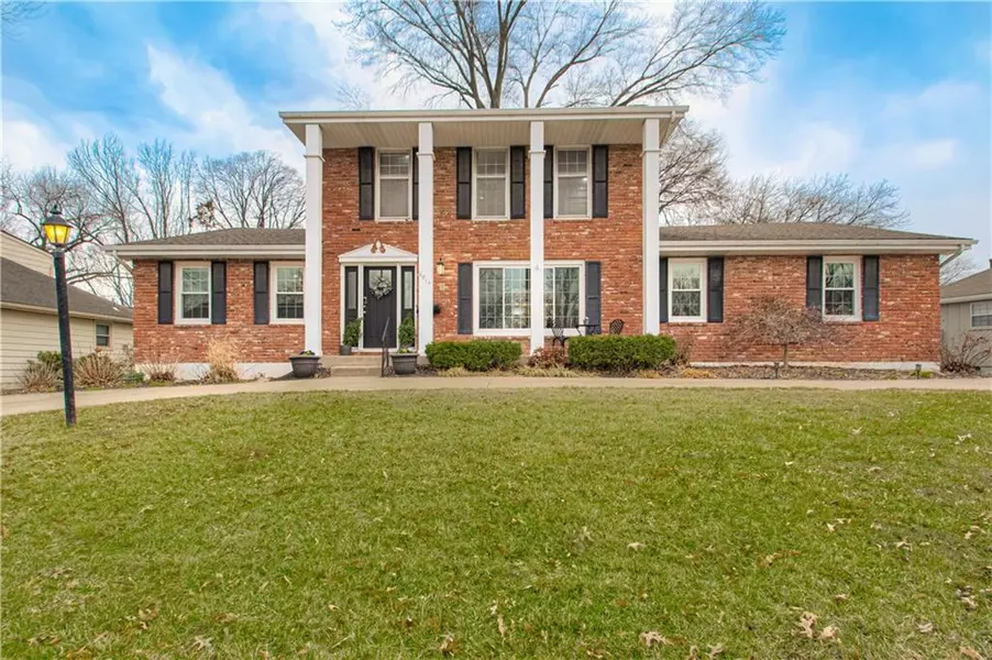 6814 N Euclid AVE, Kansas City, MO 64118