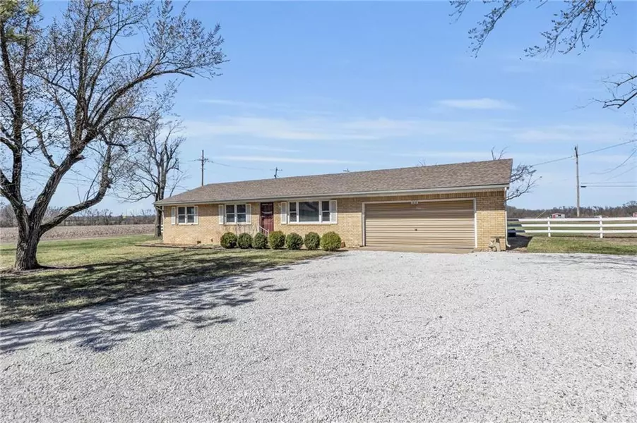 1838 US 54 HWY, Iola, KS 66749