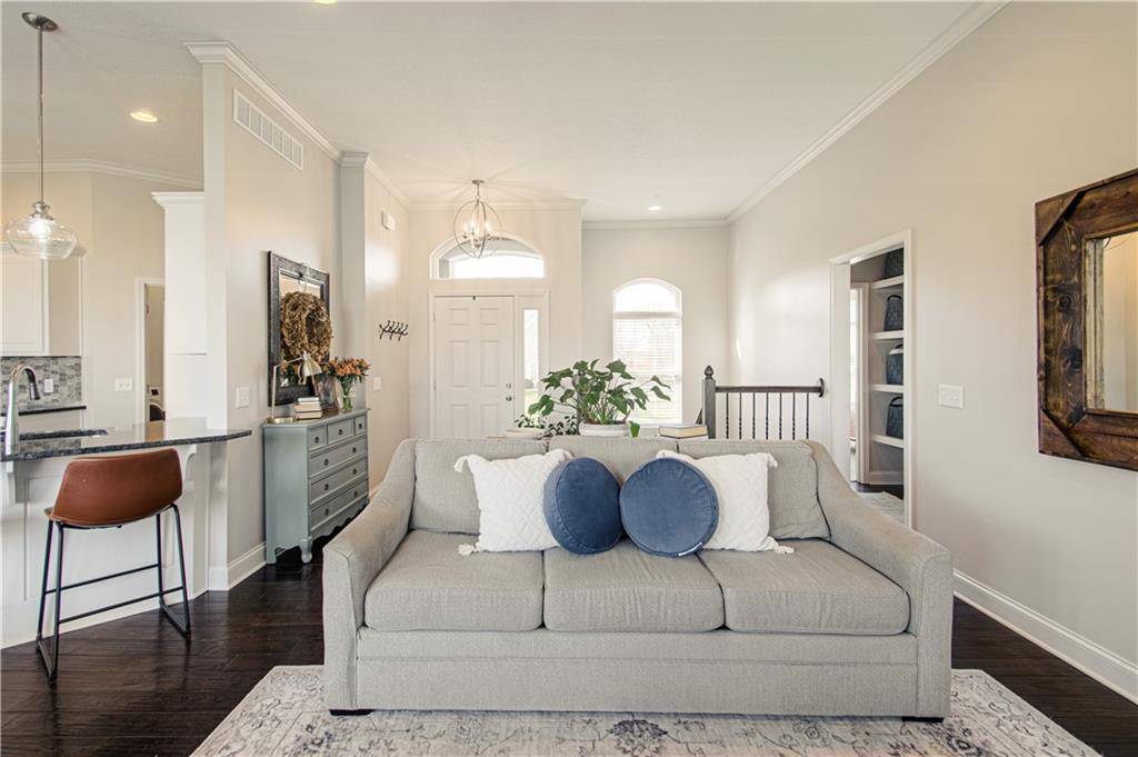 Lawson, MO 64062,407 W 10th ST