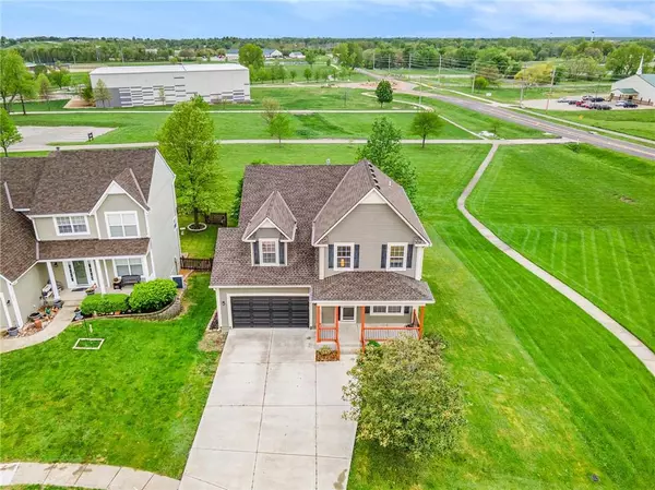 Raymore, MO 64083,333 Mulberry DR