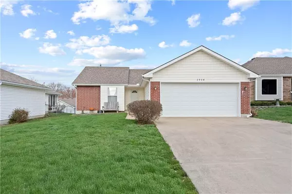 2904 Easton ST, Harrisonville, MO 64701