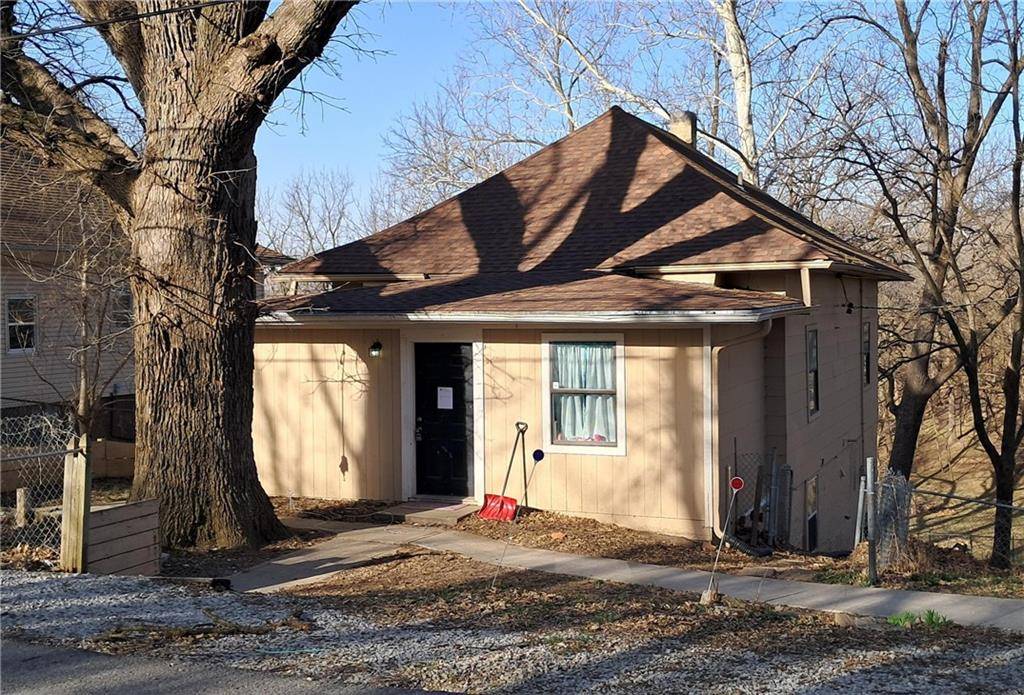St Joseph, MO 64505,3504 N 5th Street TER