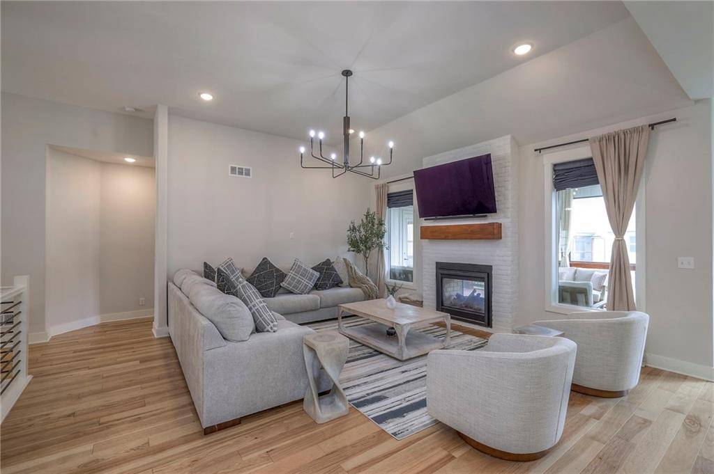 Olathe, KS 66062,16449 S Legler ST