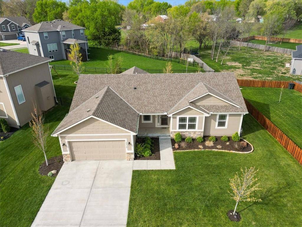 Spring Hill, KS 66083,19720 Emerald ST